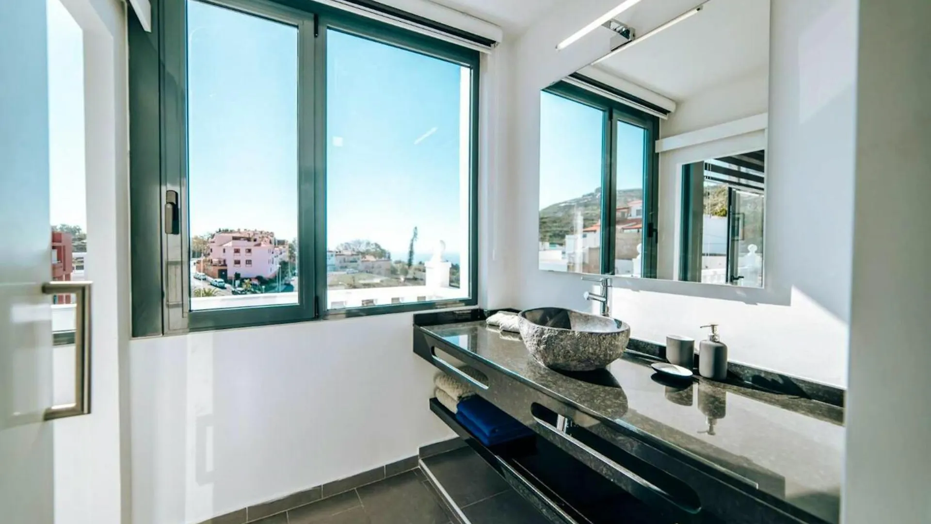 Charming Apartment In Tijoco Bajo Adeje 70 M² With Terrace Costa Adeje  Costa Adeje (Tenerife)
